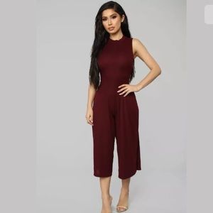 Fashion Nova Cropped Burgundy Jumpsuit, Size Large